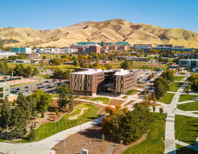 AutumnAerials-10_2000-682×532 aerial shot of campus