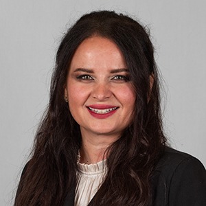 Vee Alidema